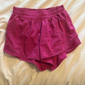 lululemon hotty hot shorts